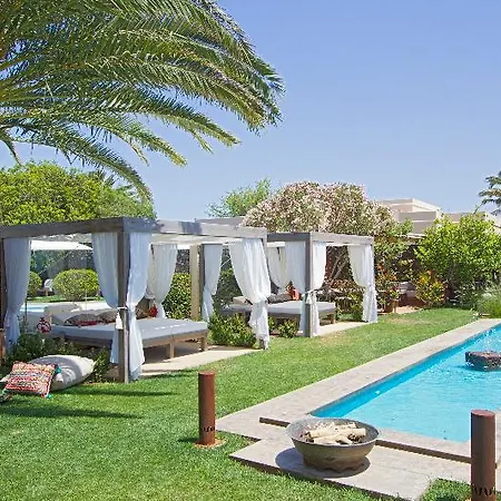 Alondra Puerto del Carmen (Lanzarote)